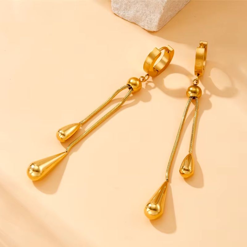 Conjunto de Colar + Brincos De Gotas