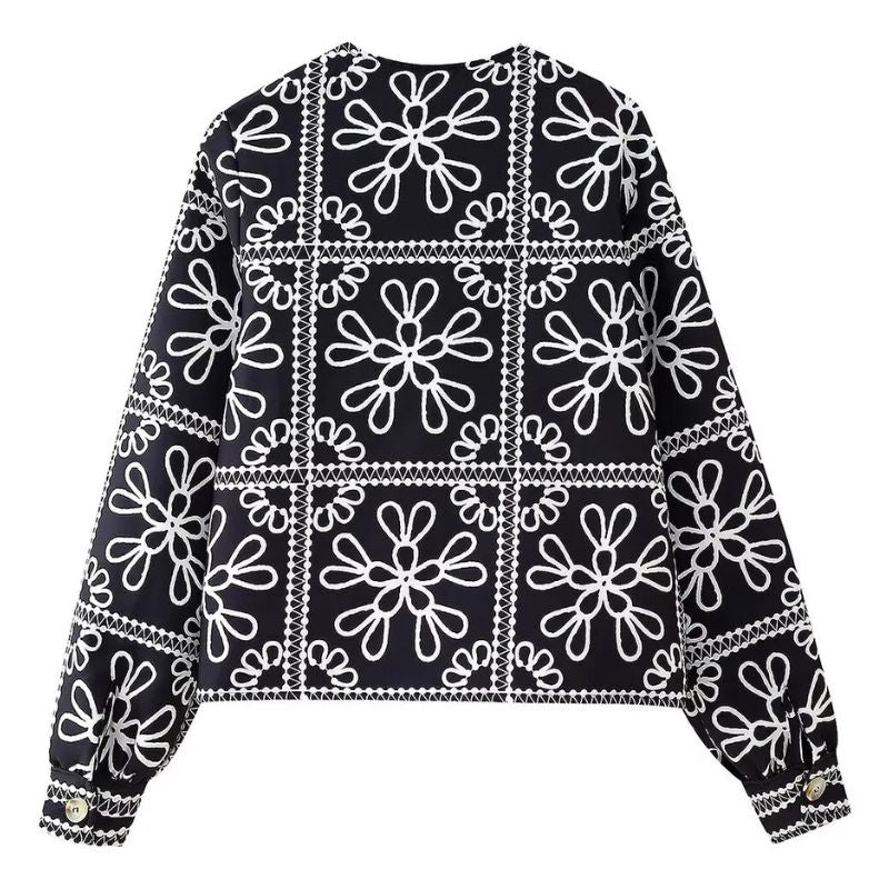 Jaqueta Bordada Boho Chic Com Estampa Vintage