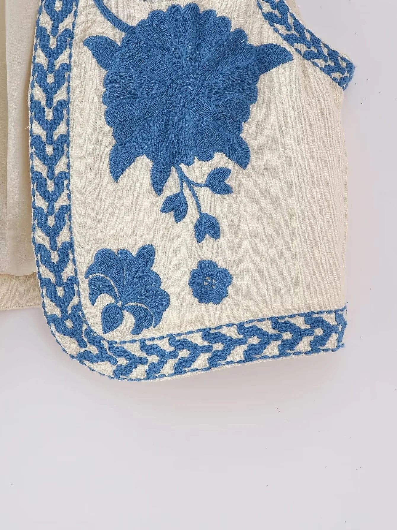 Colete Feminino Bordado Floral