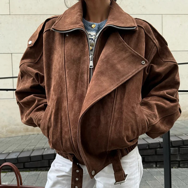 jaqueta bomber tweed, jaqueta feminina tweed, jaqueta feminina casual chic, jaqueta bomber feminina elegante, jaqueta feminina curta, jaqueta feminina com zíper, jaqueta feminina outono inverno, jaqueta feminina moderna, jaqueta feminina sofisticada, jaqueta feminina com bolsos