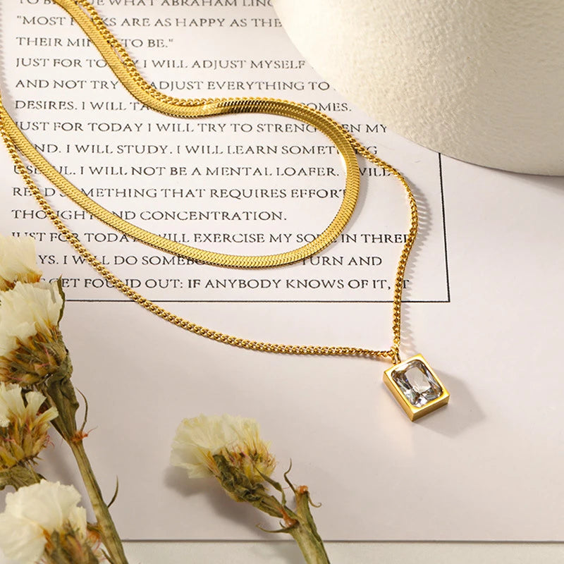 Colar Aurora Duplo com Pingente De Pedra