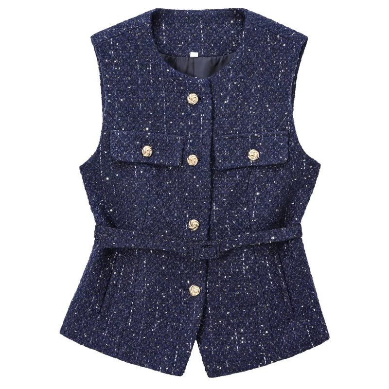 colete feminino de linho, colete feminino elegante, colete feminino sofisticado, colete feminino casual chic, colete feminino para escritório, colete feminino moderno, colete feminino com abotoamento frontal, colete feminino para dias quentes, colete feminino versátil