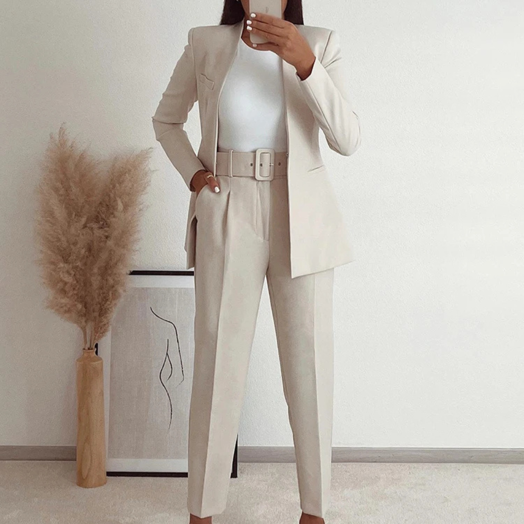 conjunto feminino,  
conjunto feminino oversized,  
conjunto feminino vintage,  
conjunto feminino elegante,  
conjunto feminino retrô,  
conjunto feminino fashion,  
conjunto feminino com blazer,  
conjunto feminino social,  
conjunto feminino confortável,  
conjunto feminino com calça larga.