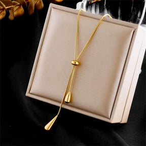 Conjunto de Colar + Brincos De Gotas