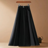 saia feminina midi, saia midi elegante, saia feminina para escritório, saia midi com zíper, saia feminina sofisticada, saia midi corte em A, saia feminina para trabalho, saia feminina versátil, saia midi para primavera verão, saia feminina casual chic