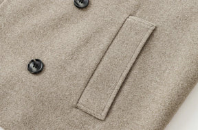 blazer feminino,  
casaco feminino de lã,  
blazer feminino curto,  
casaco feminino elegante,  
blazer feminino com botões duplos,  
casaco feminino inverno,  
casaco feminino com lapela,  
blazer feminino de lã sintética,  
blazer feminino sofisticado,  
casaco feminino estiloso.