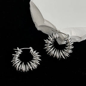 brincos com espiral da primavera, brincos femininos dourados, brincos geométricos femininos, brincos de argola com pendente, brincos femininos sofisticados, brincos de cobre dourado, brincos femininos modernos, brincos de festa dourados, brincos femininos tendência, brincos fashion feminino