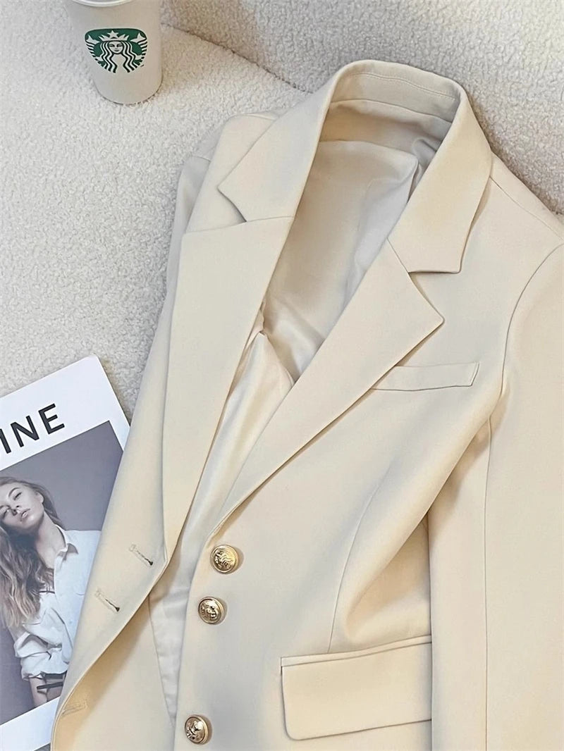 blazer feminino,  
blazer feminino casual,  
blazer feminino elegante,  
blazer feminino coreano,  
blazer feminino versátil,  
blazer feminino moderno,  
blazer feminino com botão,  
blazer feminino ajustado,  
blazer feminino para o dia a dia,  
blazer feminino estiloso.